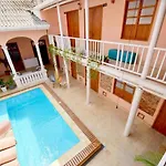 Room In Guest Room - Ca-6 Gethsemane Room With Breakfast Included And Wifi
