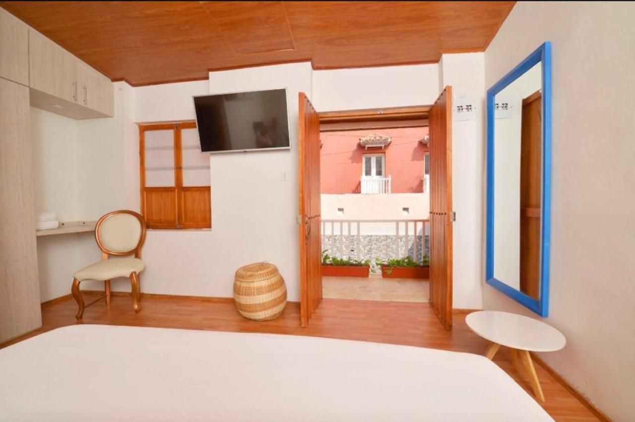 In Guest - Ca-6 Gethsemane With Breakfast Included And Wifi Pensión