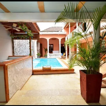 Pensión In Guest - Ca-6 Gethsemane With Breakfast Included And Wifi *